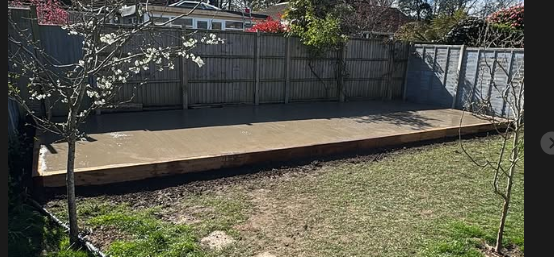Fence, log cabin, porcelain patio