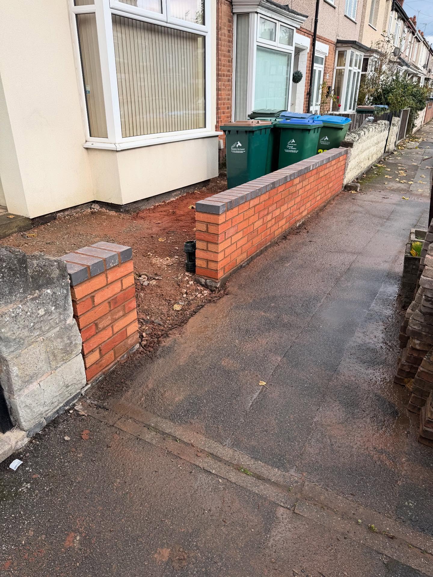 House, wall, cobbled front garden