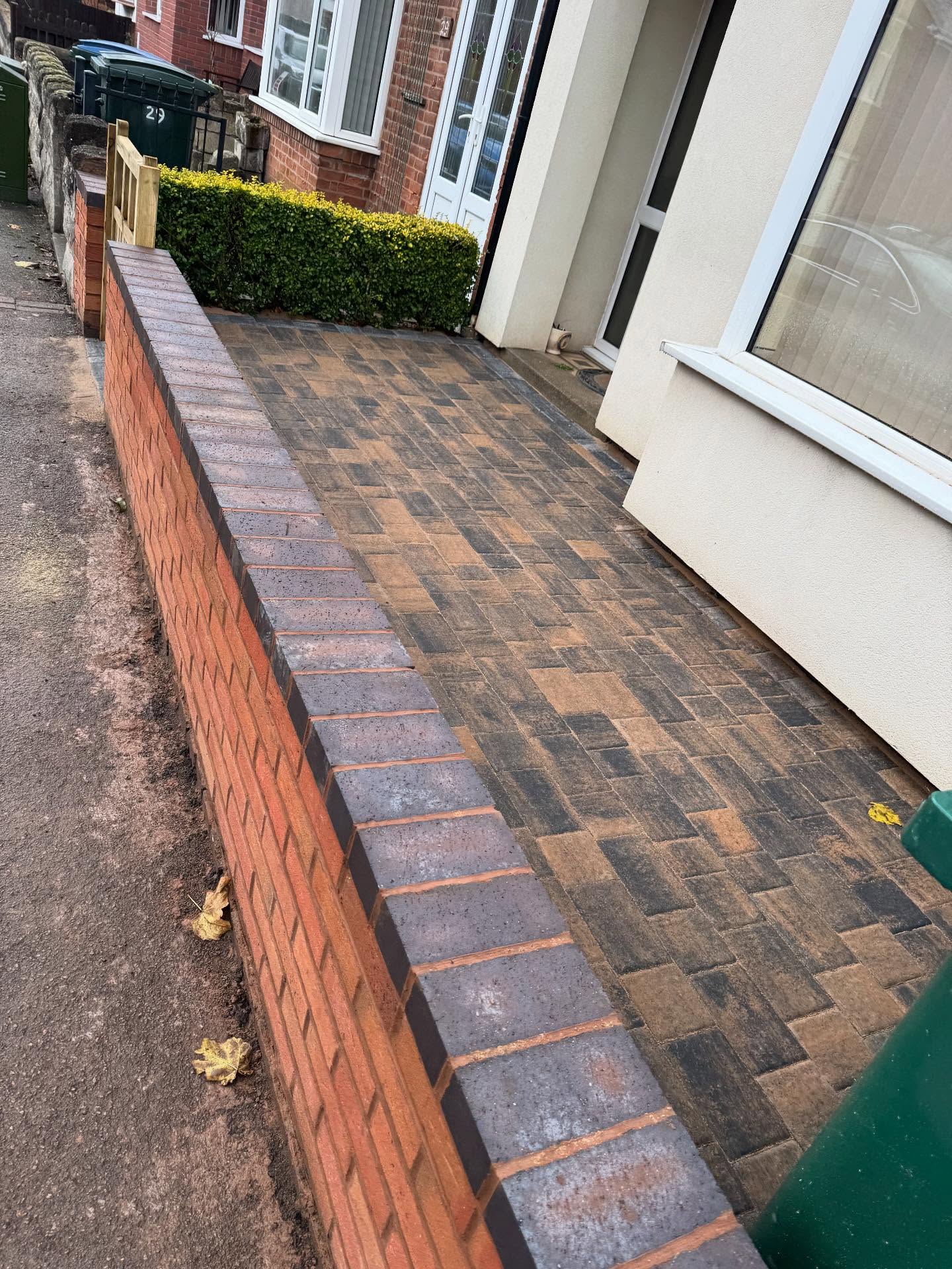 House, wall, cobbled front garden